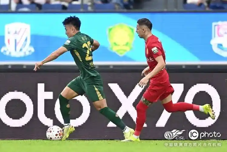 亚冠联赛：浦和红钻 VS 上海海港